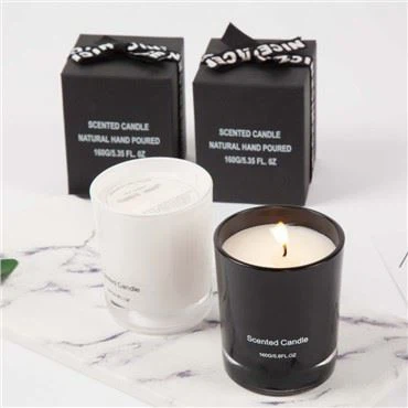 অ্যারোমাস্কেপ মোমবাতি